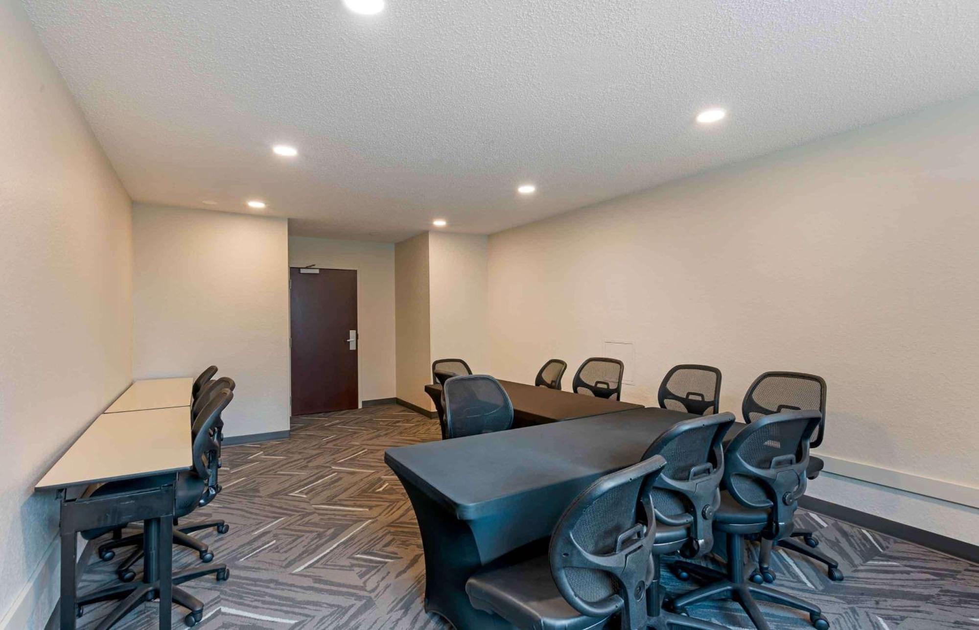 Extended Stay America Suites - Orlando - Convention Center - 6443 Westwood Williamsburg Экстерьер фото